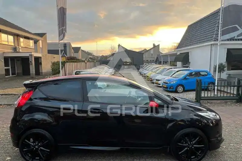 2014 Ford FIESTA