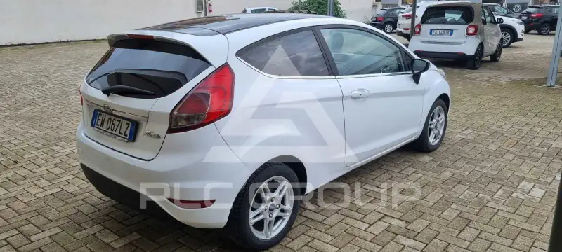 2014 Ford FIESTA