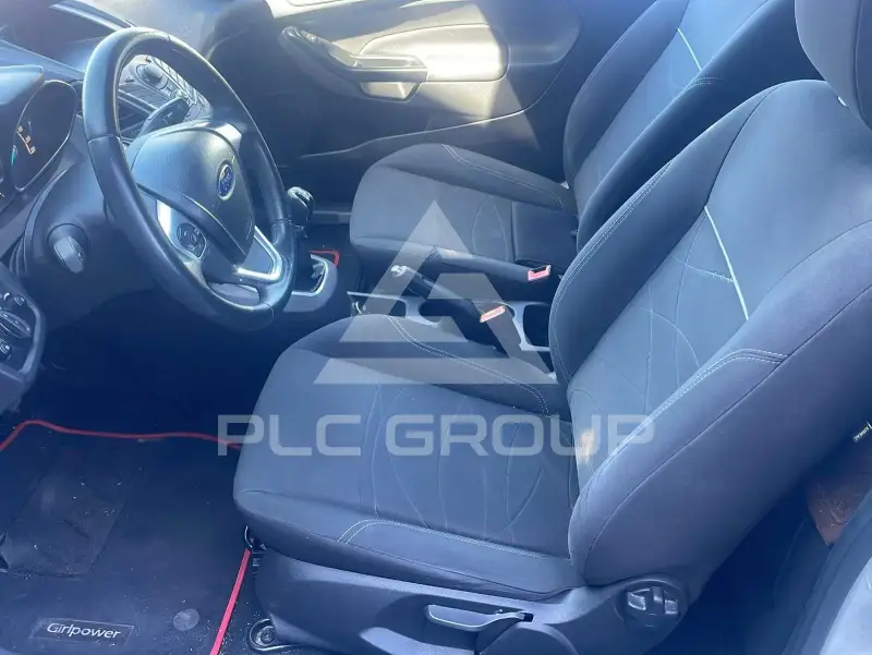 2014 Ford FIESTA