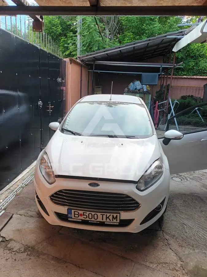 2014 Ford FIESTA