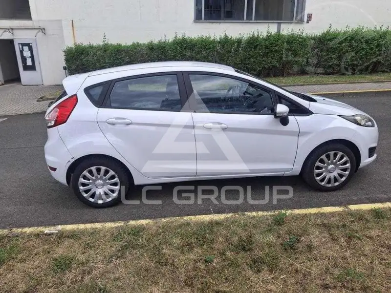 2014 Ford FIESTA