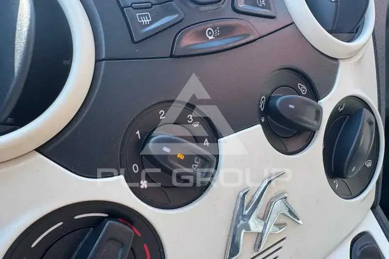 2014 Ford KA