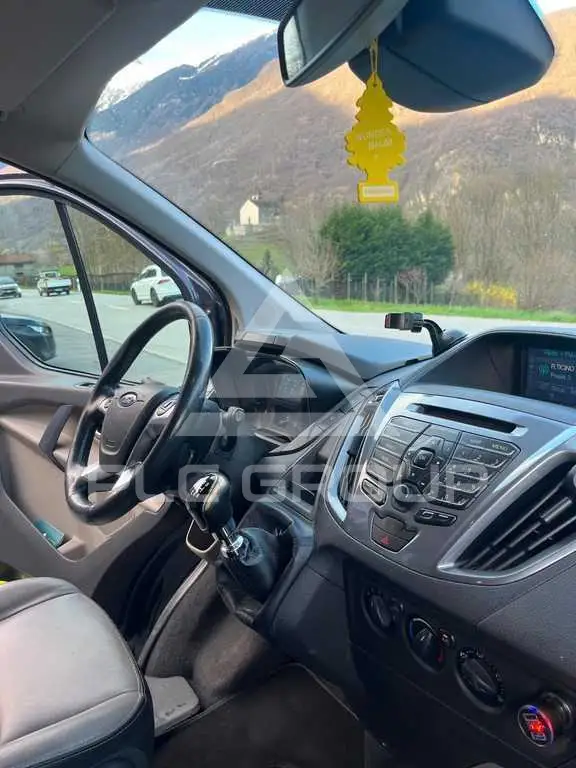 2014 Ford Tourneo