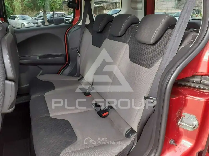 2014 Ford Tourneo