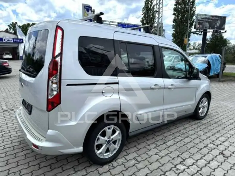 2014 Ford Tourneo