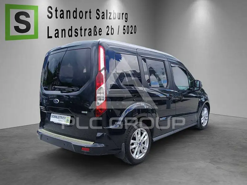 2014 Ford Tourneo