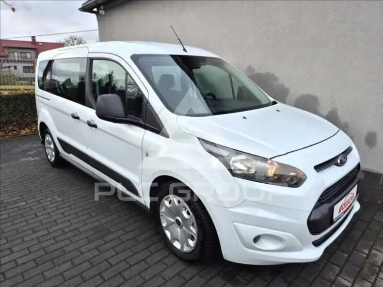 2014 Ford Tourneo
