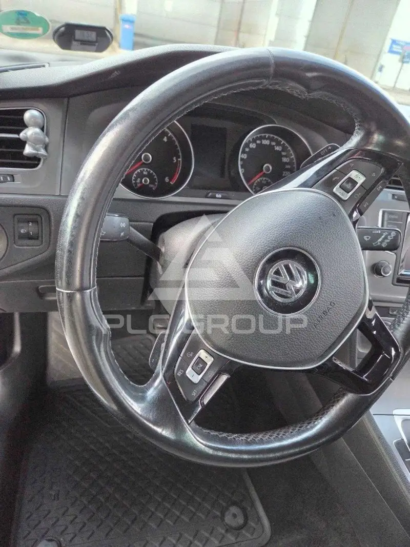 2014 Volkswagen GOLF