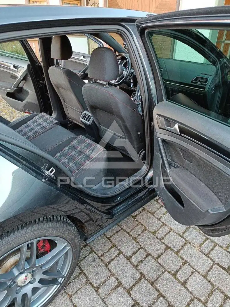 2014 Volkswagen GOLF