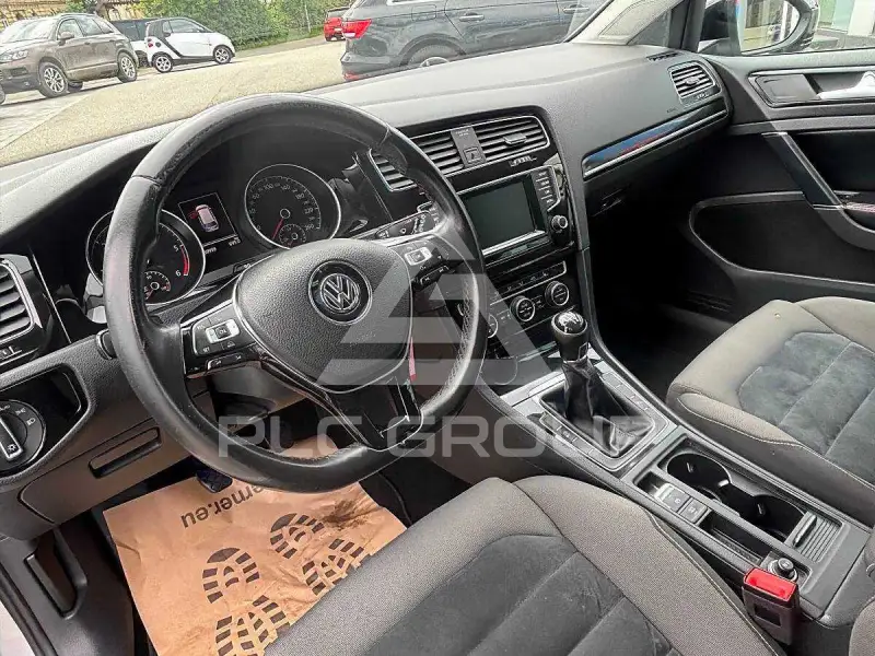 2014 Volkswagen GOLF