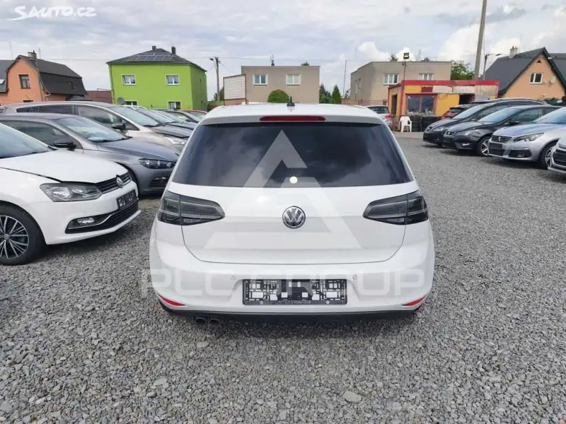 2014 Volkswagen GOLF