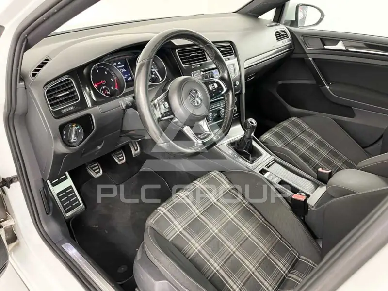2014 Volkswagen GOLF