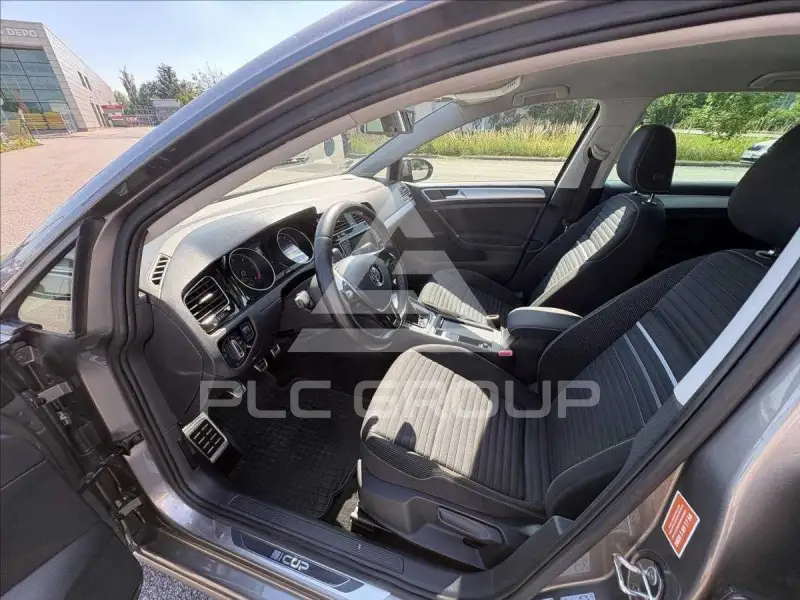 2014 Volkswagen GOLF
