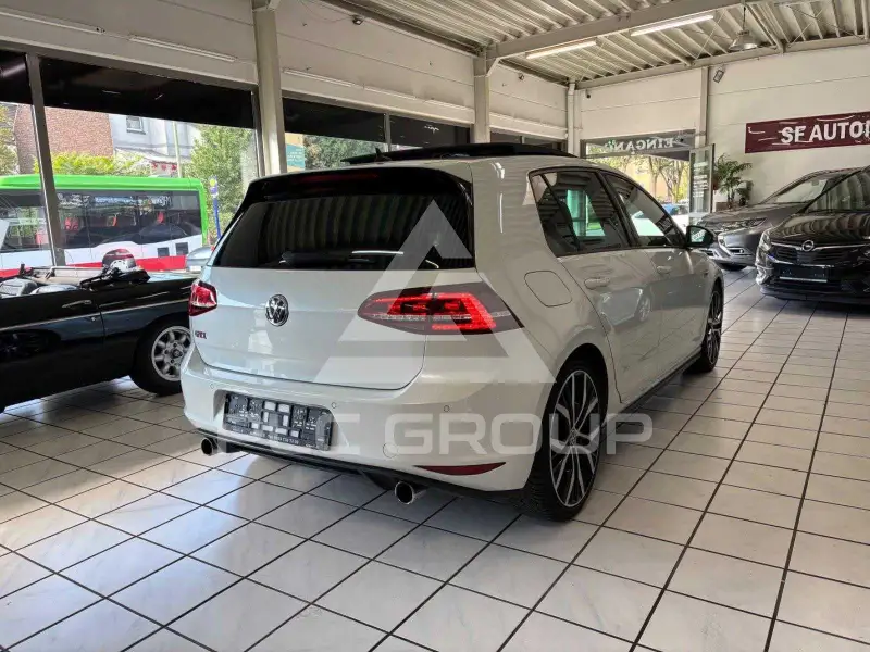 2014 Volkswagen GOLF