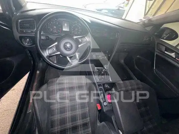 2014 Volkswagen GOLF