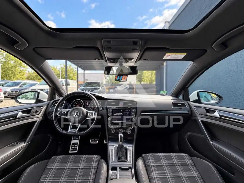 2014 Volkswagen GOLF