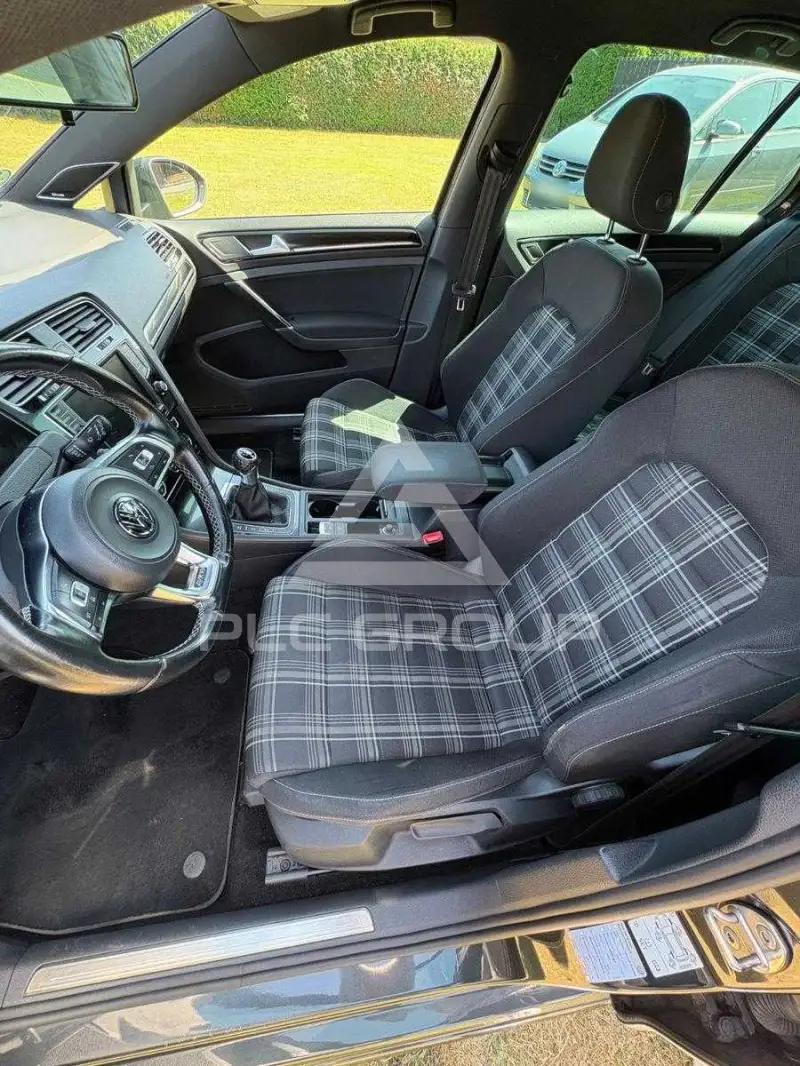 2014 Volkswagen GOLF