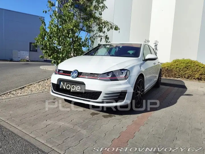 2014 Volkswagen GOLF