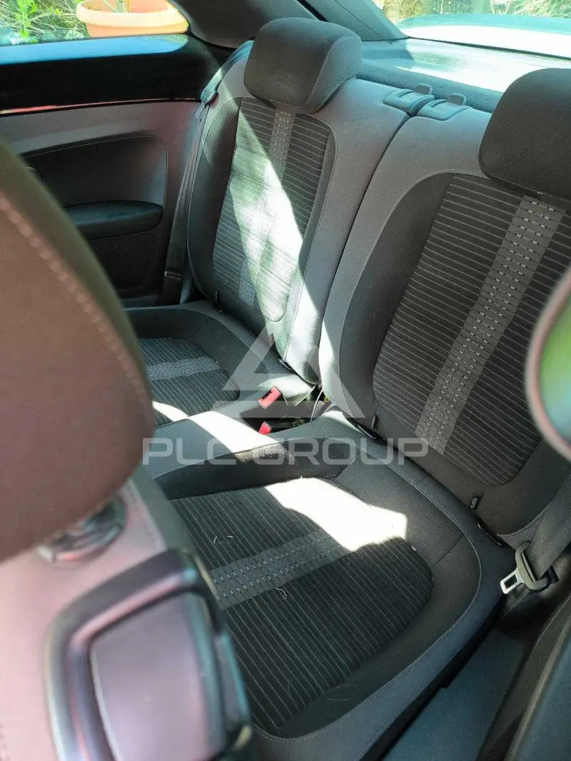 2014 Volkswagen BEETLE