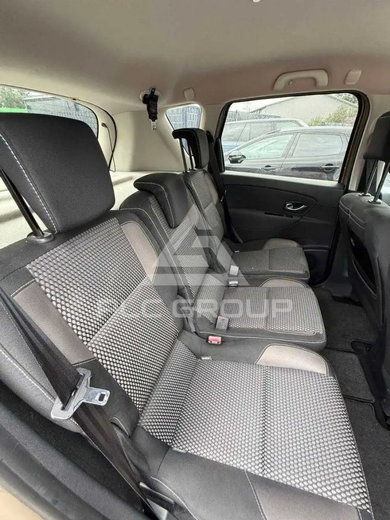 2014 Renault Scenic