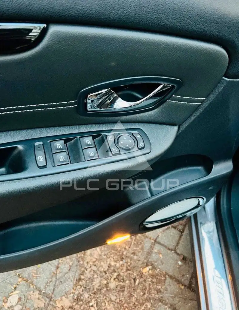 2014 Renault Scenic