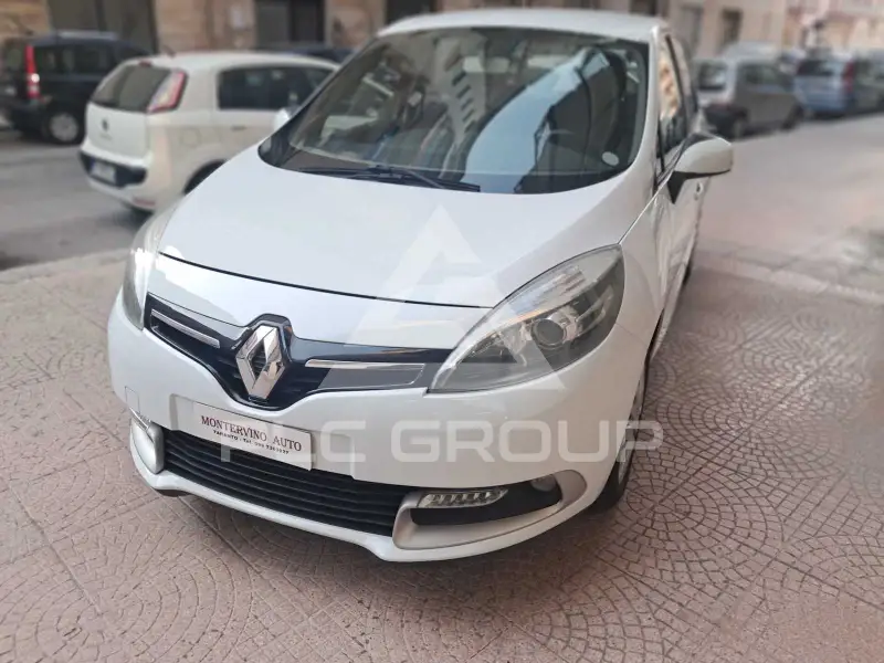 2014 Renault Scenic