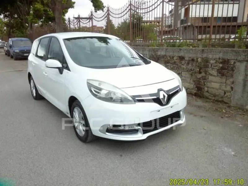 2014 Renault Scenic