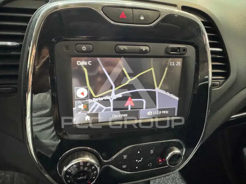 2014 Renault Captur