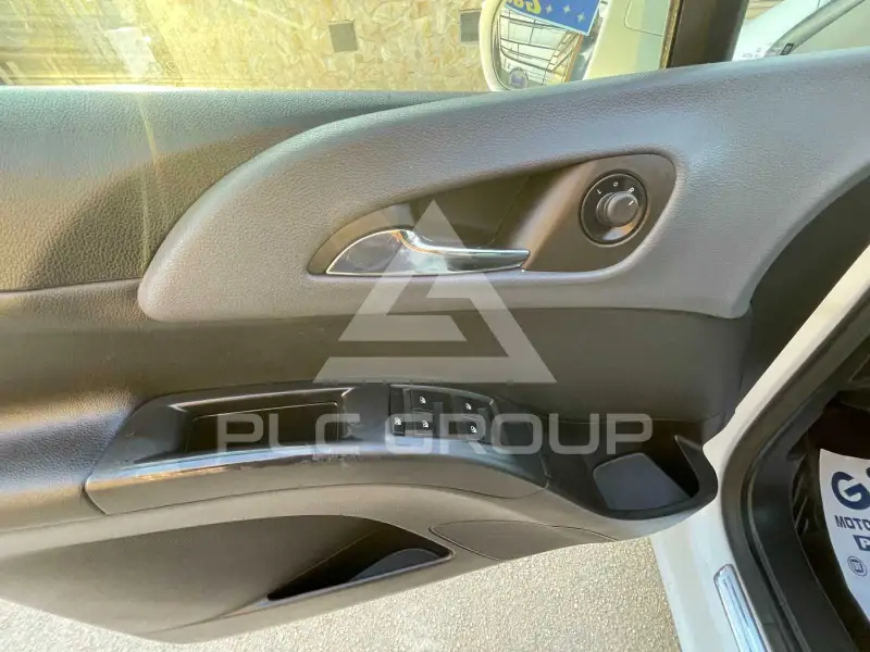 2014 Opel MERIVA