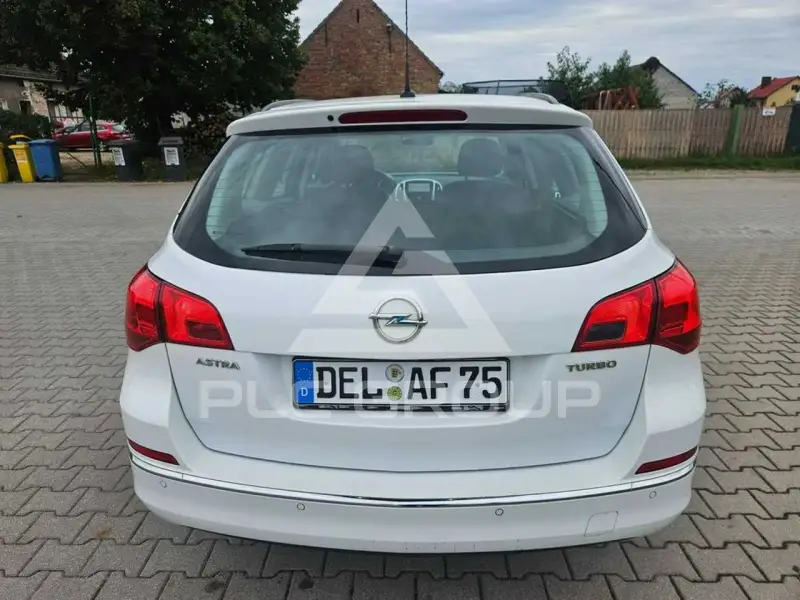 2014 Opel Astra