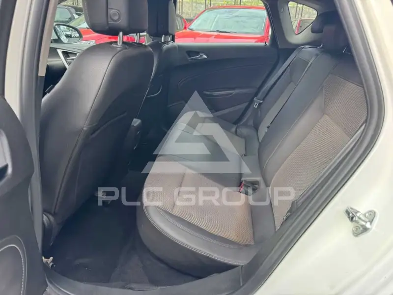 2014 Opel Astra