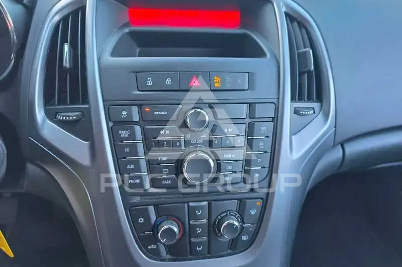 2014 Opel Astra