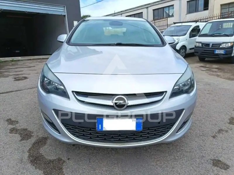 2014 Opel Astra