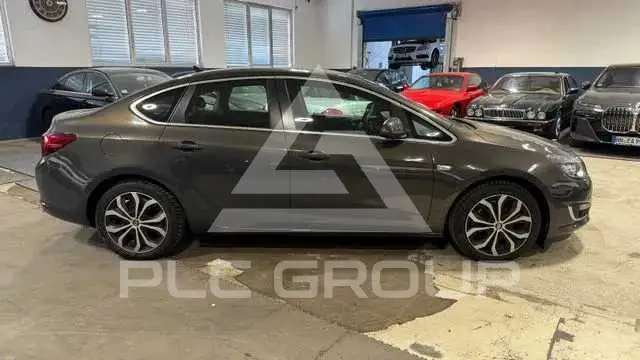 2014 Opel Astra