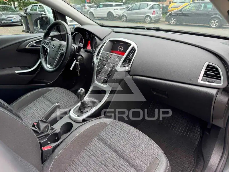 2014 Opel Astra