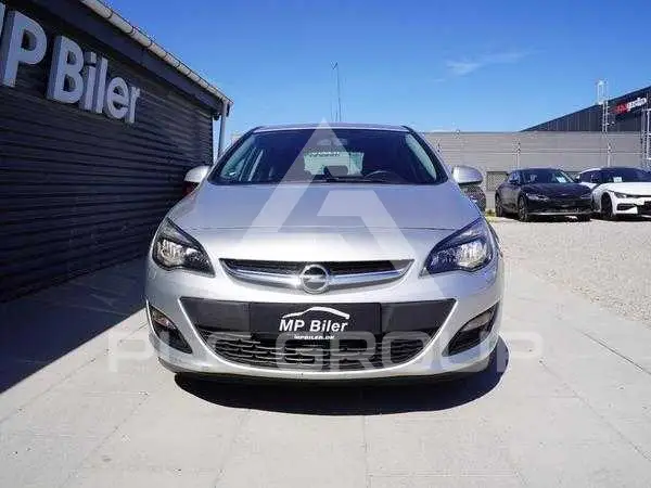2014 Opel Astra