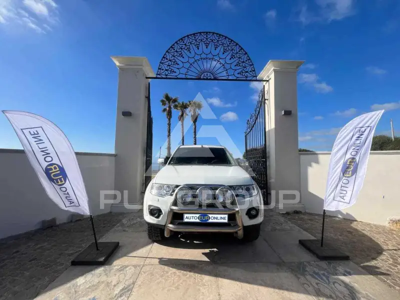 2015 Mitsubishi L200