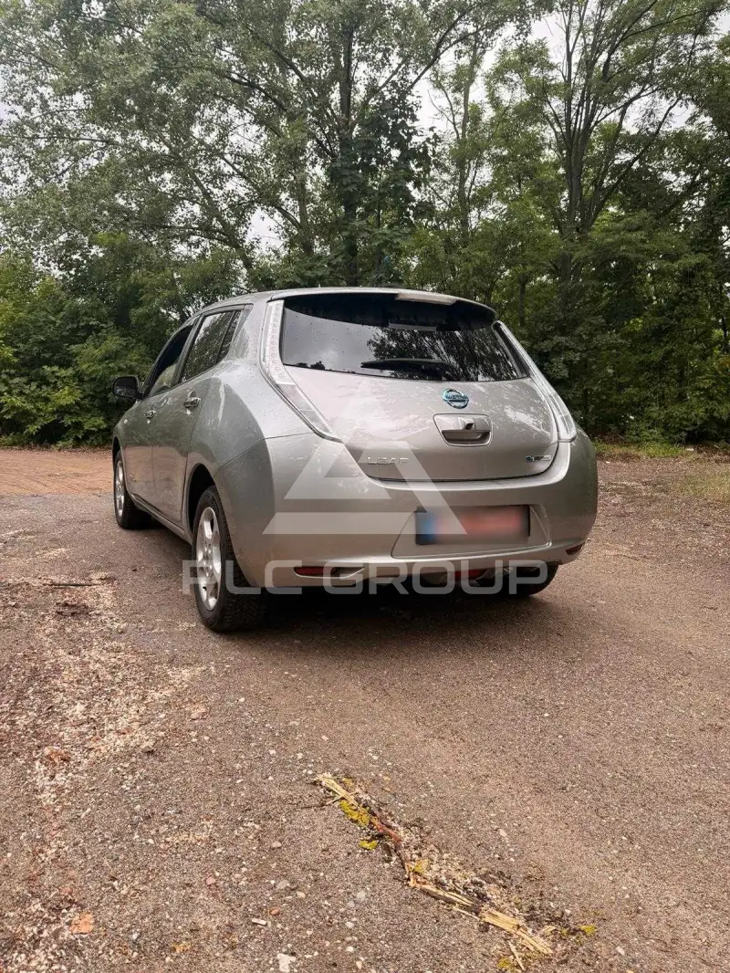 2015 Nissan LEAF