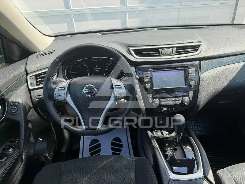 2015 Nissan X-TRAIL