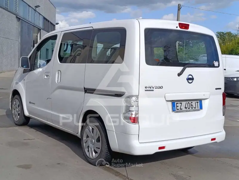 2015 Nissan NV