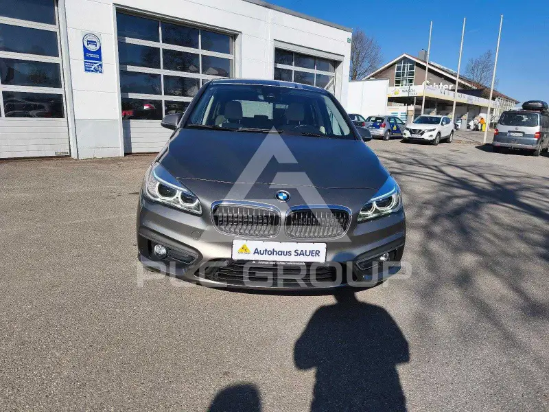 2015 BMW 218