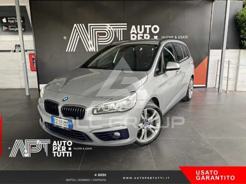 2015 BMW 218