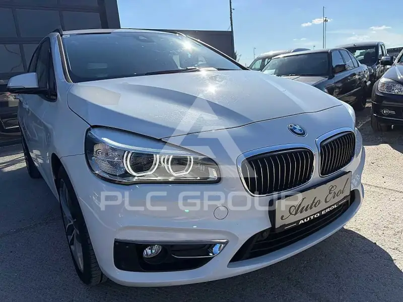 2015 BMW 218