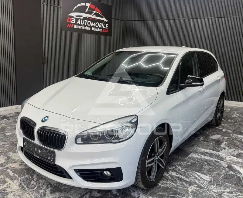2015 BMW 218