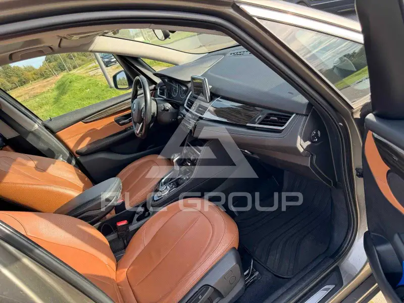 2015 BMW 218