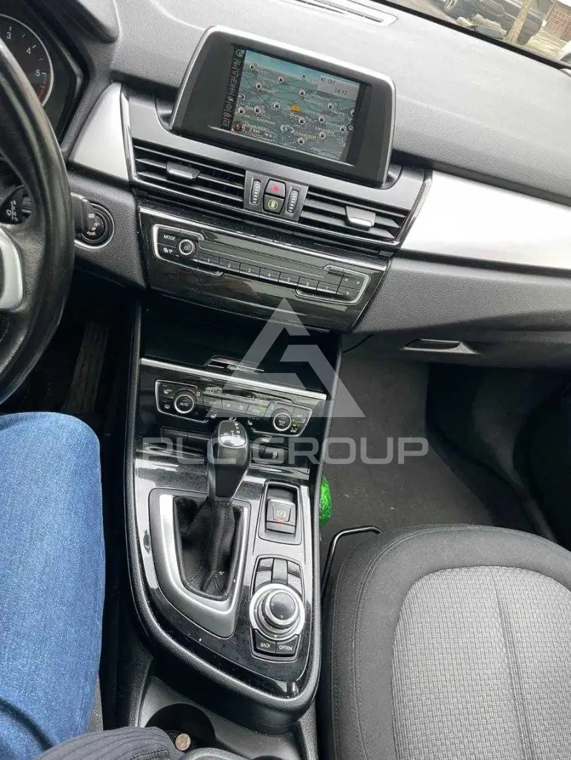 2015 BMW 218