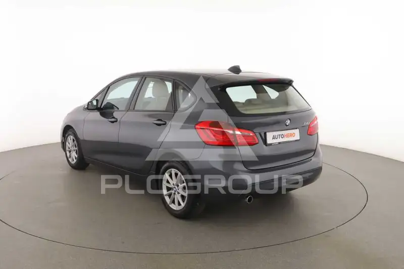 2015 BMW 218