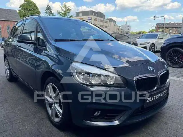 2015 BMW 218