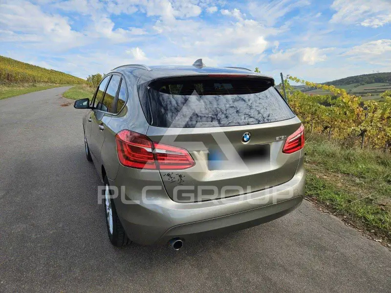 2015 BMW 218