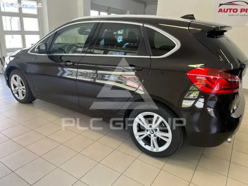 2015 BMW 218